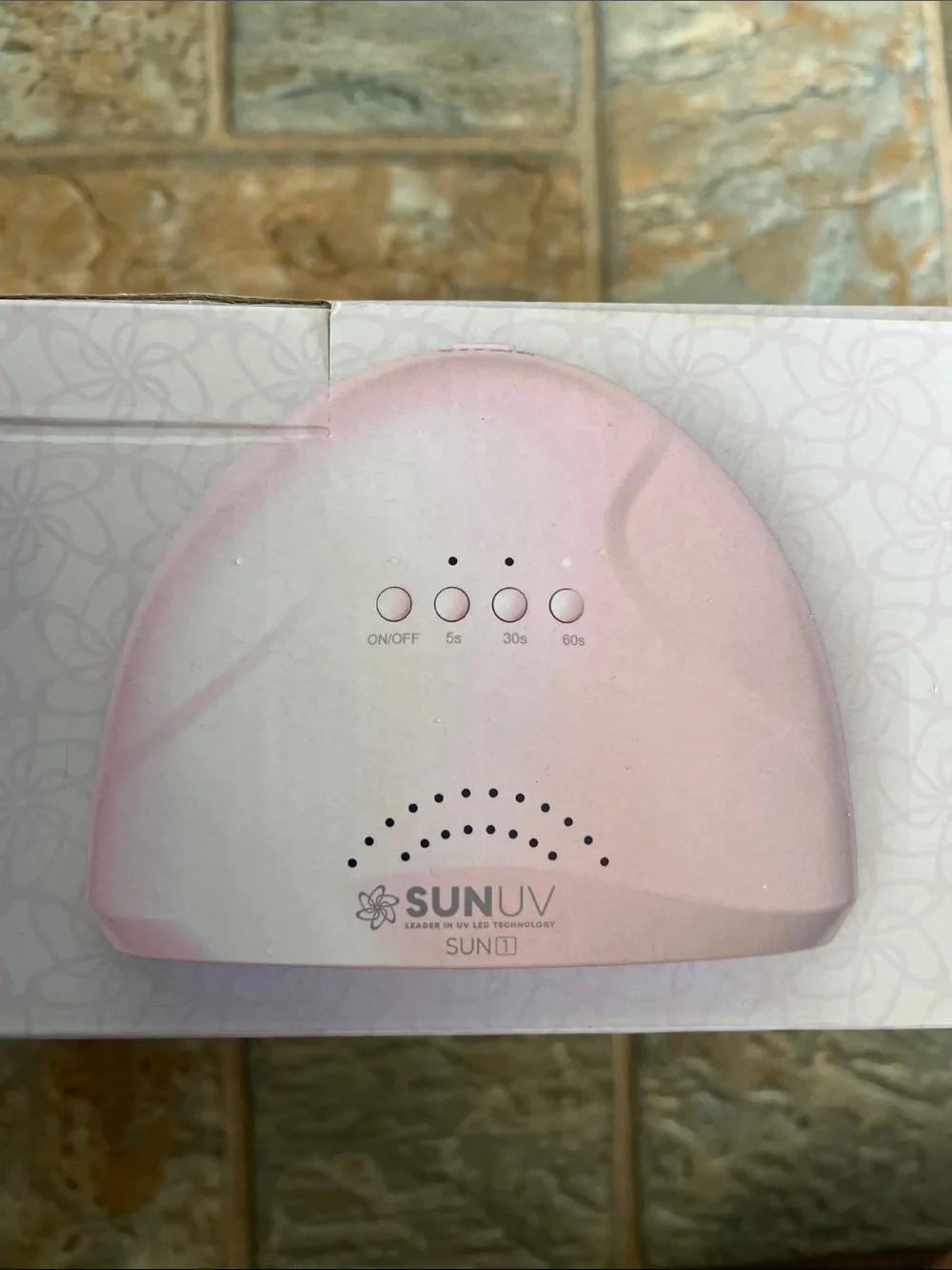 SUNONE Pink LED Nail Lamp with Dashing Diva Nail Kit